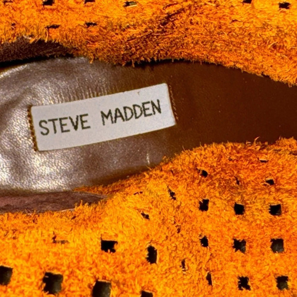 Steve Madden Perforated Hole Booties Buckle Size 7.5 Cognac Ankle Shoe - Picture 5 of 11